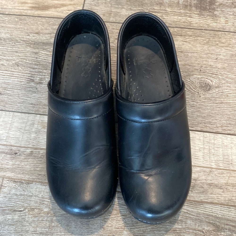 Dansko Sz 39 black clog